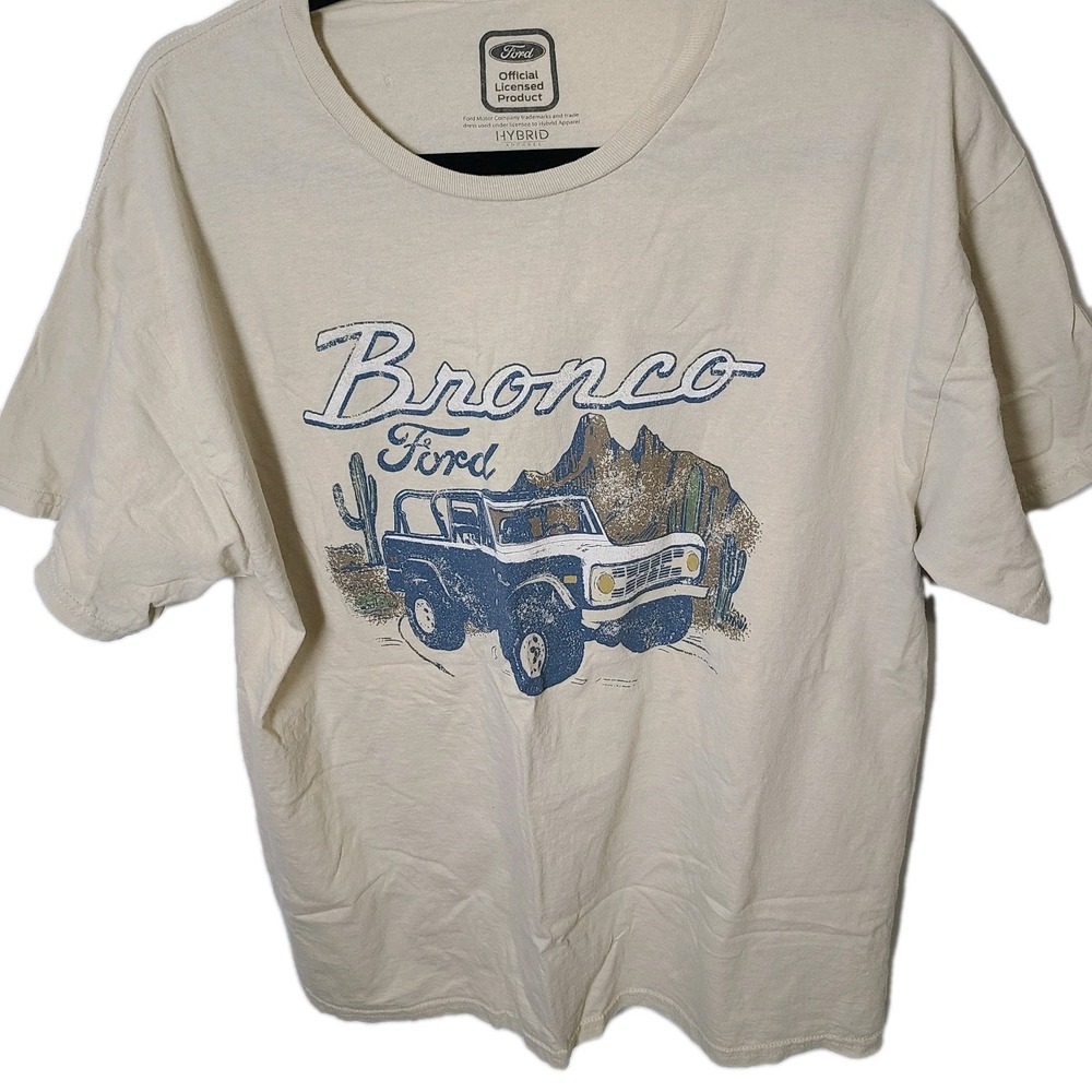 Men's Tshirt Ford Motor Company‎ Bronco. Cream. Size Large 100% Cotton Casual